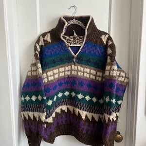 VINTAGE Hand Knit Ecuadorian chaupi pacha Sweater .